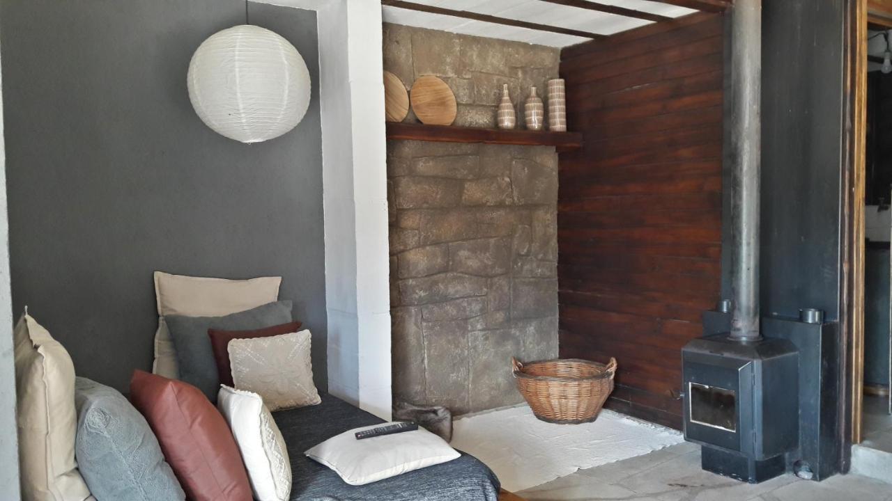 Cabanas De La Compania Hotel La Cumbrecita Room photo